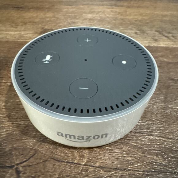 Amazon Echo Dot (2nd Generation) Smart Speaker - White RS03QR - Works - Picture 2 of 7